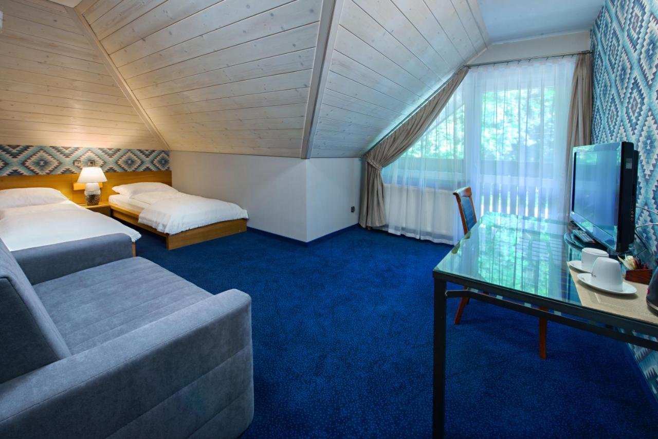 בוצ'ניה Hotel Zalesie מראה חיצוני תמונה
