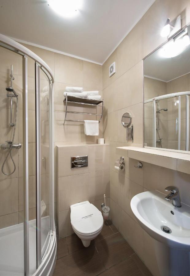 בוצ'ניה Hotel Zalesie מראה חיצוני תמונה